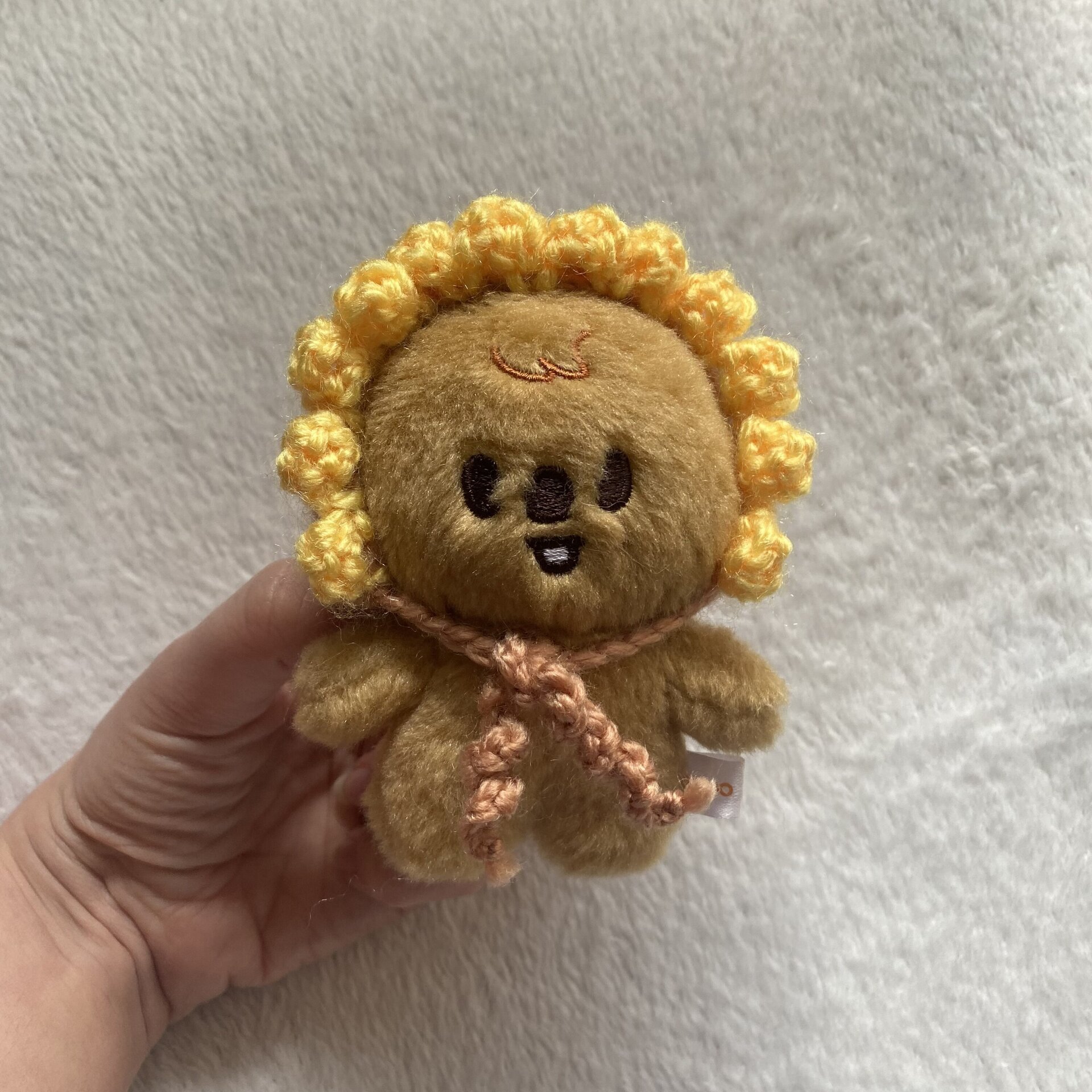 Gorrito SKZOO stray kids crochet flower + PC - 4