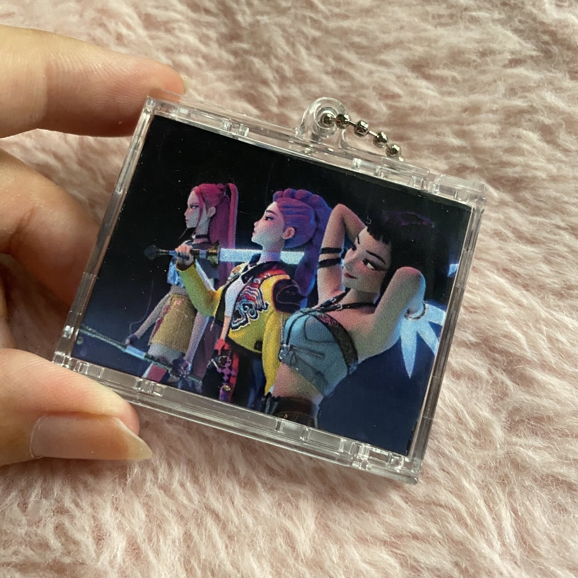 Llavero CD inspirado en Kpop Demon Hunters HUNTRIX / album keyring (NFC sticker) - 4