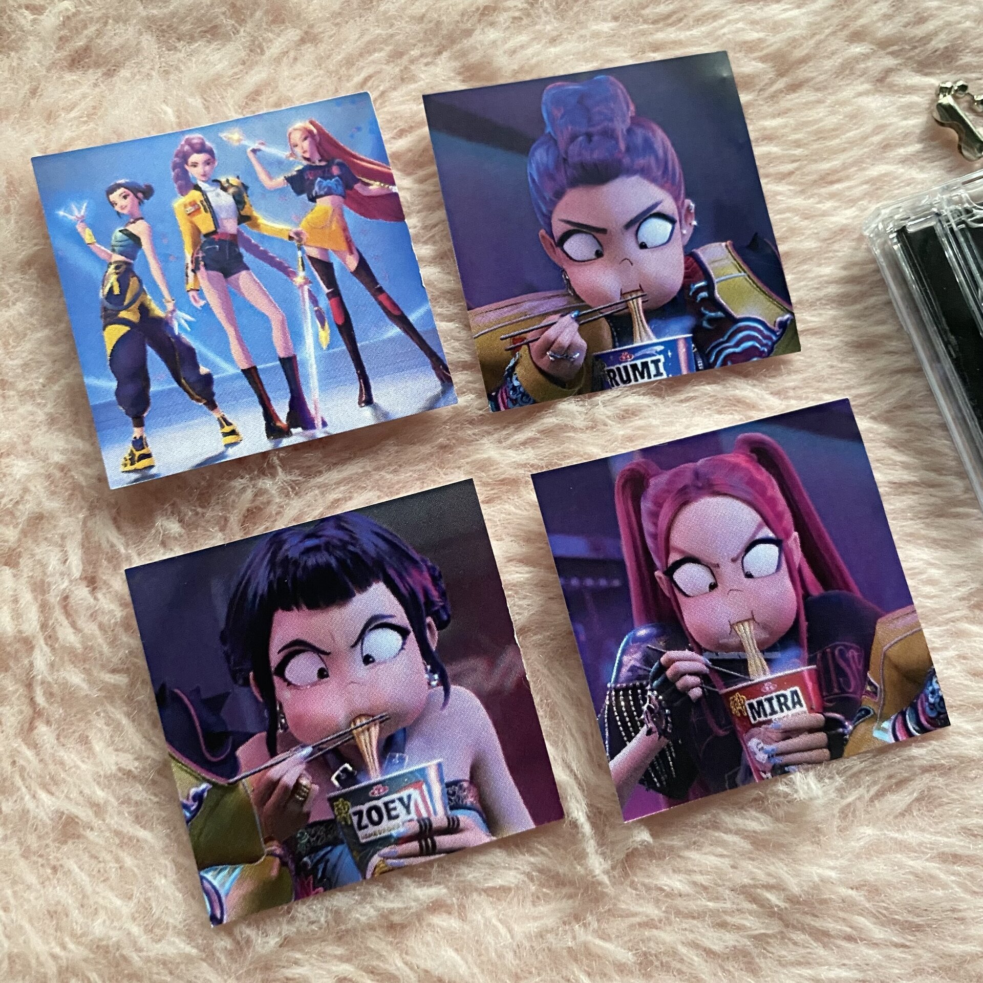 Llavero CD inspirado en Kpop Demon Hunters HUNTRIX / album keyring (NFC sticker) - 3